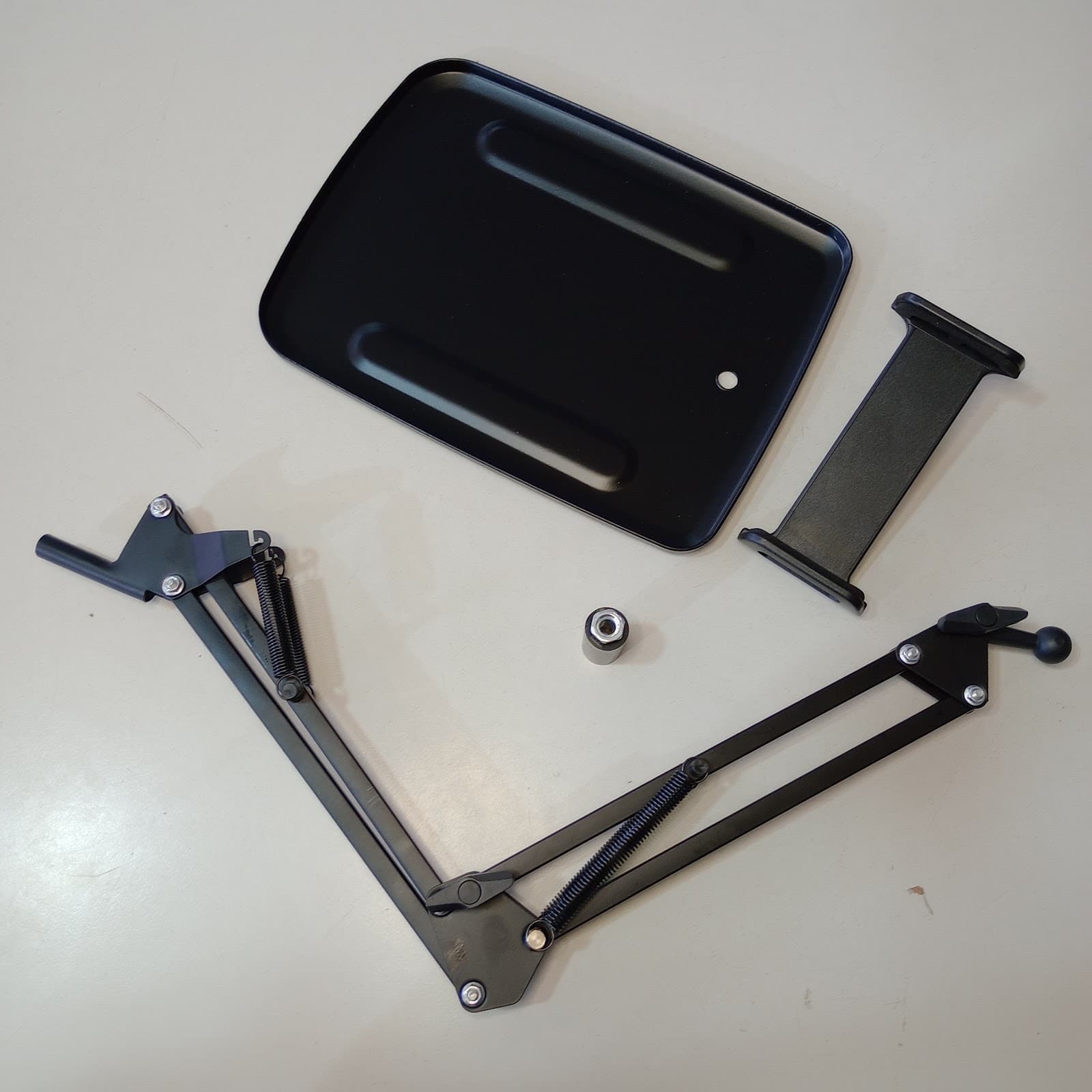 soporte tablet vocal sop45 brazo flexible 2